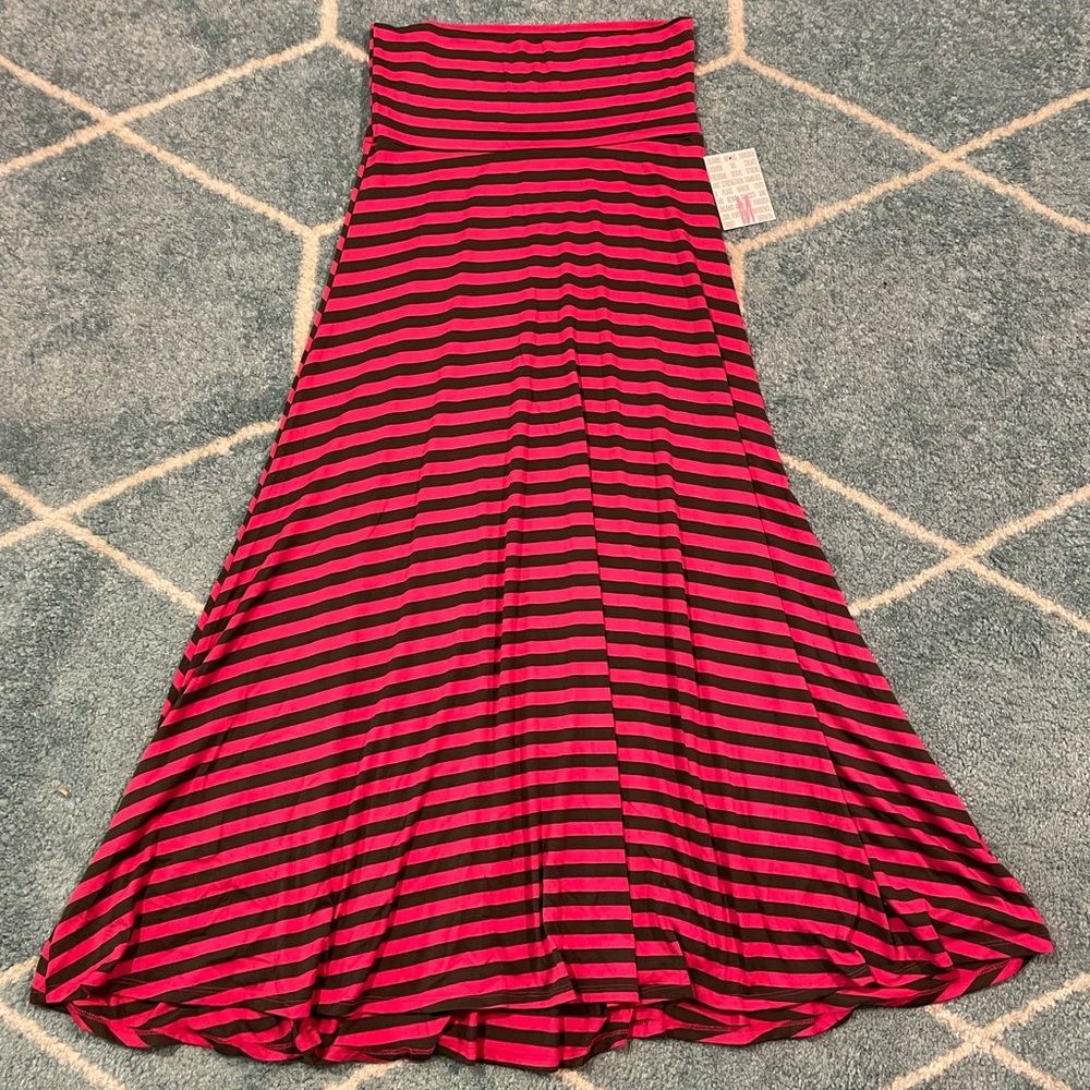 Lularoe Maxi Skirt Dark Pink & Dark Gray Size M Brand New with Tags